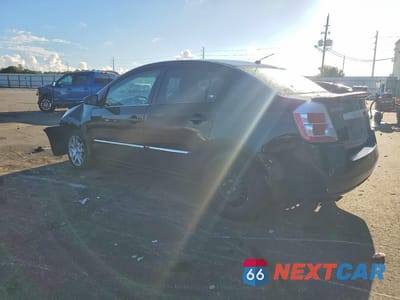 Drugie zdjęcie samochodu z przodu: 2012 NISSAN SENTRA 2.0 VIN:3N1AB6AP0CL762915 - miniatura