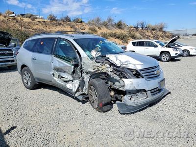 Czwarte zdjęcie samochodu z boku: 2015 CHEVROLET TRAVERSE LT VIN:1GNKVHKD7FJ219721 - miniatura