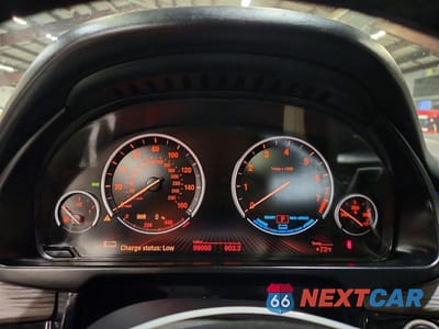 Zdjęcie 9 z 13 samochodu: 2016 BMW X5 XDR40E VIN:5UXKT0C58G0F74560 - miniatura