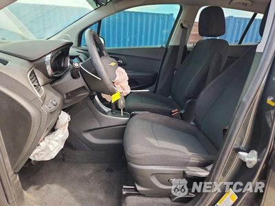 Zdjęcie 7 z 13 samochodu: 2020 CHEVROLET TRAX LS VIN:3GNCJKSB5LL185407 - miniatura
