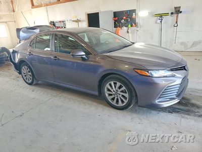 Czwarte zdjęcie samochodu z boku: 2023 TOYOTA CAMRY LE VIN:4T1C11AK6PU183208 - miniatura
