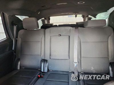 Zdjęcie 10 z 13 samochodu: 2021 CHEVROLET TAHOE C1500 LS VIN:1GNSCMKDXMR443871 - miniatura