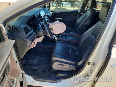 Zdjęcie 7 z 14 samochodu: 2019 HONDA ODYSSEY EXL VIN:5FNRL6H72KB041351 - miniatura