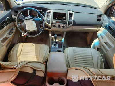 Zdjęcie 8 z 13 samochodu: 2005 TOYOTA TACOMA DOUBLE CAB PRERUNNER LONG BED VIN:5TEKU72N25Z121456 - miniatura