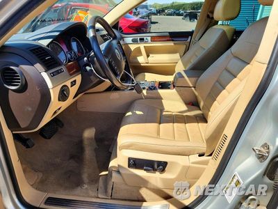 Zdjęcie 7 z 13 samochodu: 2010 VOLKSWAGEN TOUAREG V6 VIN:WVGBF7A96AD003939 - miniatura