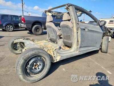 Trzecie zdjęcie samochodu z tyłu: 2015 HYUNDAI ACCENT GLS VIN:KMHCT4AE3FU886804 - miniatura