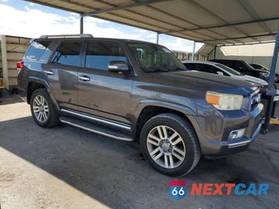 Czwarte zdjęcie samochodu z boku: 2013 TOYOTA 4RUNNER LIMITED VIN:JTEZU5JR2D5053194 - miniatura