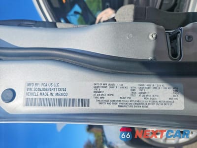 Zdjęcie 12 z 12 samochodu: 2024 JEEP COMPASS LATITUDE VIN:3C4NJDBN4RT113744 - miniatura