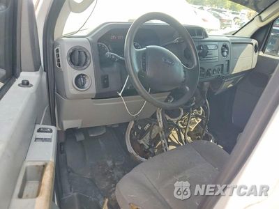 Zdjęcie 8 z 13 samochodu: 2013 FORD E250 DELIVERY VAN VIN:1FTNE2EL7DDA63746 - miniatura