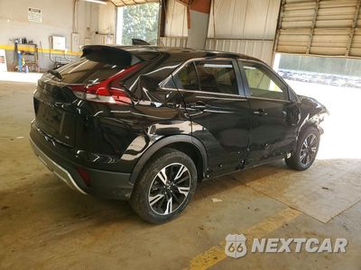Trzecie zdjęcie samochodu z tyłu: 2025 MITSUBISHI ECLIPSE CROSS SE VIN:JA4ATWAA7SZ034158 - miniatura