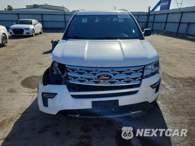 Piąte zdjęcie samochodu w środku: 2019 FORD EXPLORER XLT VIN:1FM5K8D87KGA42718 - miniatura