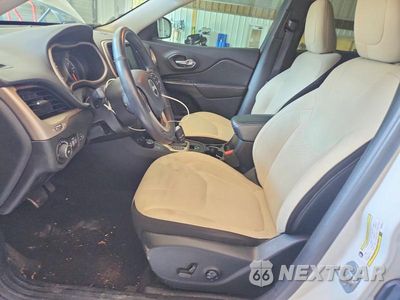 Zdjęcie 7 z 12 samochodu: 2017 JEEP CHEROKEE LATITUDE VIN:1C4PJMCS4HW509212 - miniatura