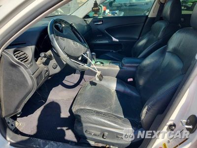 Zdjęcie 7 z 13 samochodu: 2007 LEXUS IS 350 VIN:JTHBE262X75011985 - miniatura