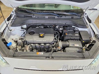 Zdjęcie 12 z 13 samochodu: 2019 HYUNDAI KONA SEL VIN:KM8K2CAA8KU341584 - miniatura