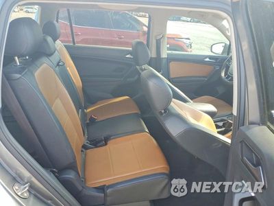 Zdjęcie 11 z 14 samochodu: 2018 VOLKSWAGEN TIGUAN SE VIN:3VV3B7AX2JM013487 - miniatura