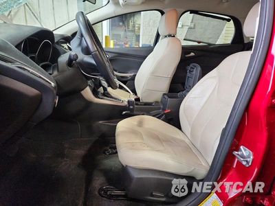 Zdjęcie 7 z 12 samochodu: 2015 FORD FOCUS TITANIUM VIN:1FADP3N20FL334406 - miniatura