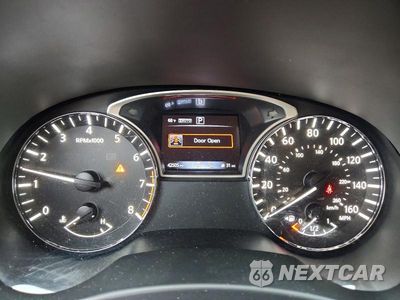 Zdjęcie 9 z 13 samochodu: 2019 NISSAN PATHFINDER SV VIN:5N1DR2MM6KC640498 - miniatura