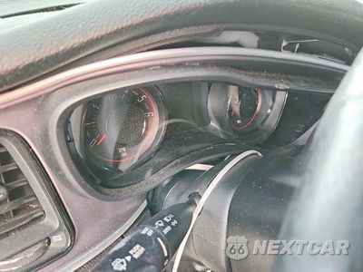 Zdjęcie 9 z 12 samochodu: 2019 DODGE CHALLENGER SXT VIN:2C3CDZGG1KH677912 - miniatura