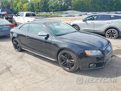 Czwarte zdjęcie samochodu z boku: 2012 AUDI S5 VIN:WAUVVAFR7CA036959 - miniatura