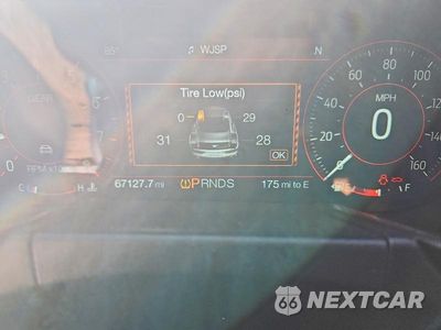 Zdjęcie 9 z 12 samochodu: 2018 FORD MUSTANG VIN:1FATP8UH6J5174057 - miniatura