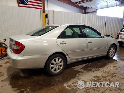 Trzecie zdjęcie samochodu z tyłu: 2003 TOYOTA CAMRY XLE VIN:4T1BE30KX3U152308 - miniatura