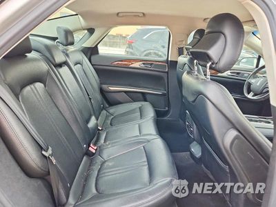 Zdjęcie 10 z 12 samochodu: 2015 LINCOLN MKZ VIN:3LN6L2G92FR625375 - miniatura