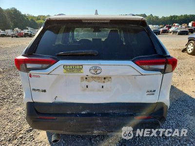 Zdjęcie 6 z 13 samochodu: 2021 TOYOTA RAV4 XLE VIN:2T3P1RFV8MW174564 - miniatura
