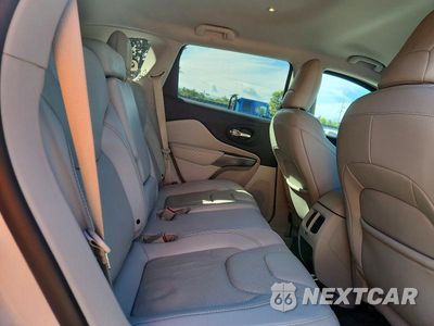 Zdjęcie 11 z 13 samochodu: 2019 JEEP CHEROKEE LIMITED VIN:1C4PJMDX3KD437738 - miniatura