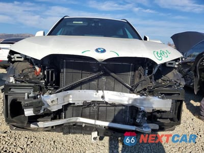 Piąte zdjęcie samochodu w środku: 2024 BMW X5 XDRIVE50E VIN:5UX43EU00R9T75538 - miniatura