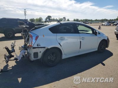 Trzecie zdjęcie samochodu z tyłu: 2013 TOYOTA PRIUS THREE VIN:JTDKN3DU7D1689379 - miniatura