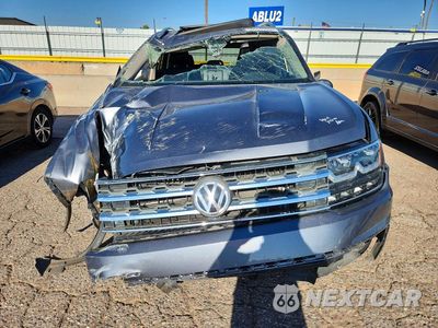 Piąte zdjęcie samochodu w środku: 2018 VOLKSWAGEN ATLAS SEL PREMIUM VIN:1V2NR2CA6JC576234 - miniatura