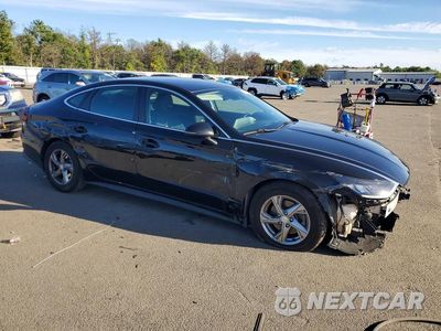 Czwarte zdjęcie samochodu z boku: 2022 HYUNDAI SONATA SE VIN:KMHL24JA8NA217038 - miniatura