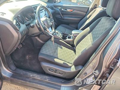 Zdjęcie 7 z 13 samochodu: 2018 NISSAN ROGUE SPORT SV VIN:JN1BJ1CR1JW600727 - miniatura