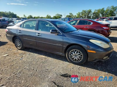 Czwarte zdjęcie samochodu z boku: 2004 LEXUS ES 330 VIN:JTHBA30G545055149 - miniatura