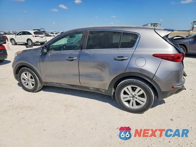 Drugie zdjęcie samochodu z przodu: 2018 KIA SPORTAGE LX VIN:KNDPM3AC8J7365502 - miniatura