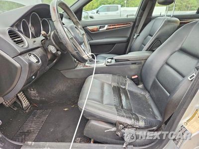 Zdjęcie 7 z 12 samochodu: 2012 MERCEDES-BENZ C 300 4MATIC VIN:WDDGF8BB2CF922125 - miniatura