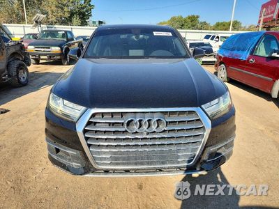 Piąte zdjęcie samochodu w środku: 2017 AUDI Q7 PREMIUM PLUS VIN:WA1LHAF78HD046495 - miniatura