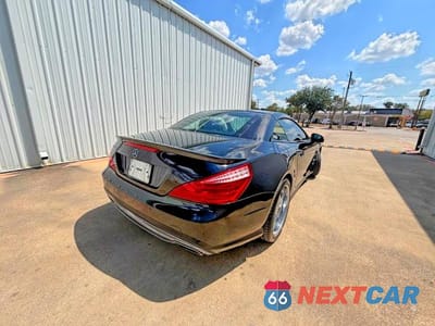 Czwarte zdjęcie samochodu z boku: 2013 MERCEDES-BENZ SL 550 VIN:WDDJK7DA6DF008686 - miniatura