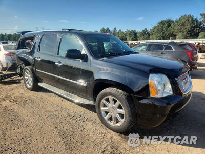 Czwarte zdjęcie samochodu z boku: 2013 GMC YUKON XL DENALI VIN:1GKS2MEF6DR373492 - miniatura