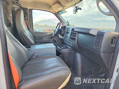 Zdjęcie 8 z 13 samochodu: 2013 CHEVROLET EXPRESS G2500 VIN:1GCWGFCB8D1902286 - miniatura