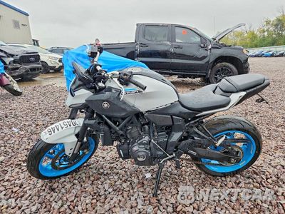Trzecie zdjęcie samochodu z tyłu: 2025 YAMAHA MTN690 VIN:JYARM48E4SA002863 - miniatura