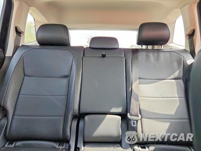 Zdjęcie 10 z 14 samochodu: 2018 VOLKSWAGEN TIGUAN SE VIN:3VV3B7AX0JM187719 - miniatura