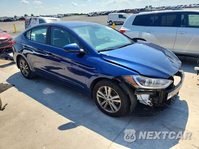 Czwarte zdjęcie samochodu z boku: 2018 HYUNDAI ELANTRA SEL VIN:5NPD84LFXJH301431 - miniatura