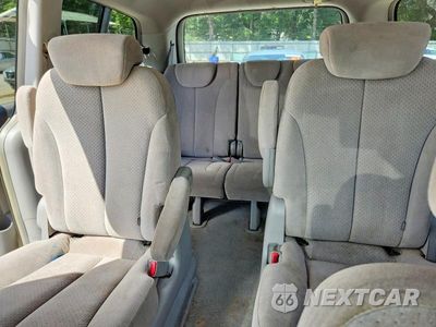 Zdjęcie 10 z 13 samochodu: 2007 HYUNDAI ENTOURAGE GLS VIN:KNDMC233X76036697 - miniatura