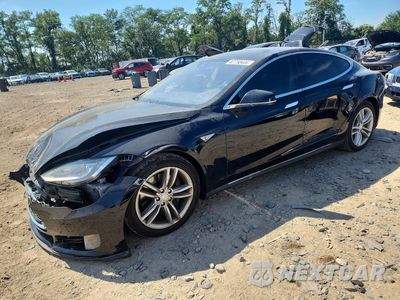 2015 TESLA MODEL S 5YJSA1E13FF119992 - główne zdjęcie licytacji z USA - miniatura