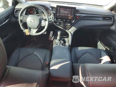 Zdjęcie 8 z 12 samochodu: 2022 TOYOTA CAMRY TRD VIN:4T1KZ1AK5NU068844 - miniatura