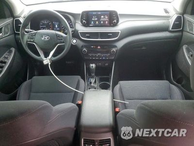 Zdjęcie 8 z 13 samochodu: 2019 HYUNDAI TUCSON SEL VIN:KM8J33AL0KU015045 - miniatura
