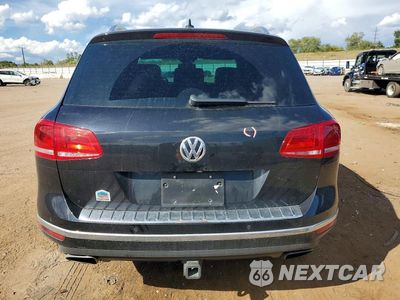 Zdjęcie 6 z 13 samochodu: 2017 VOLKSWAGEN TOUAREG WOLFSBURG VIN:WVGRF7BPXHD006476 - miniatura