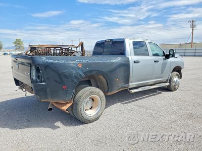 Trzecie zdjęcie samochodu z tyłu: 2024 RAM 3500 TRADESMAN VIN:3C63RRGJ1RG128978 - miniatura