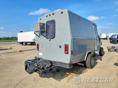 Piąte zdjęcie samochodu w środku: 1996 FORD E350 RV VIN:1FDJE30H4THA46963 - miniatura